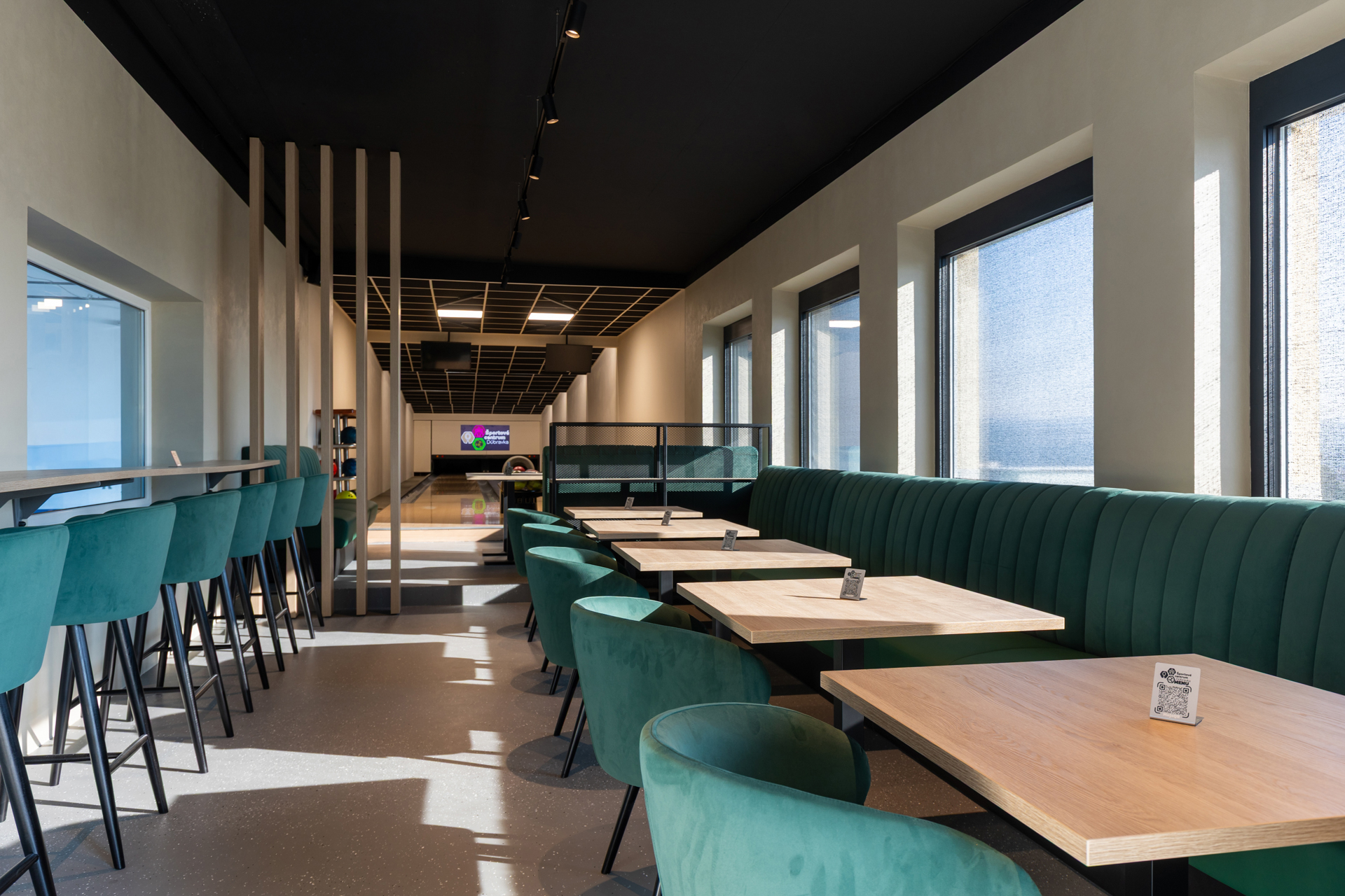 bowling_bar1